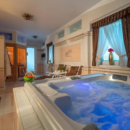 Luxury Urska Villa Dramlje