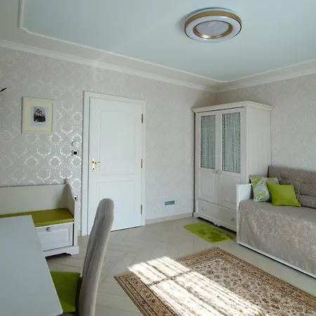 Luxury Urska